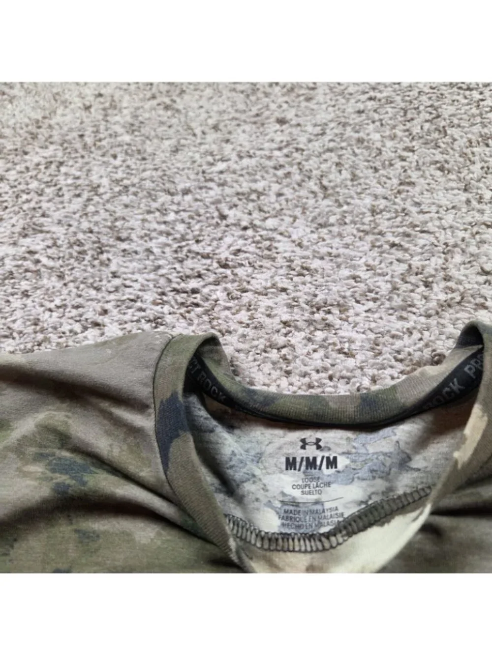 Under Armour Project Rock Veterans Day Shirt Men's Medium Camo Flag